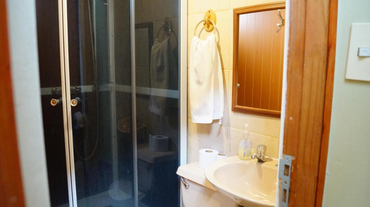 Hostal Bernardita 纳塔列斯港 外观 照片